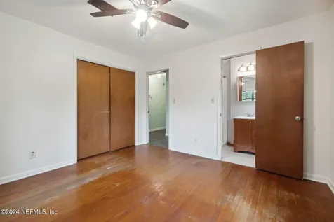 5614 Norde Drive W Jacksonville FL 32244