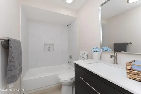 8684 Bishopswood Drive Jacksonville FL 32244