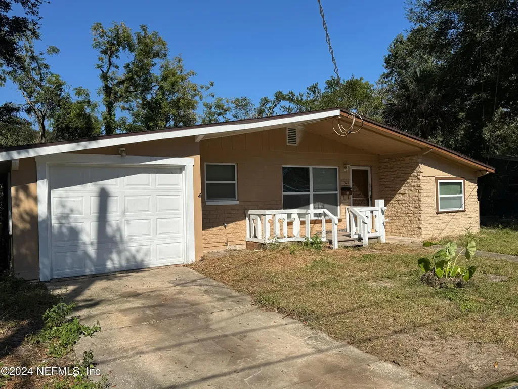 7527 Tacony Drive Jacksonville FL 32277
