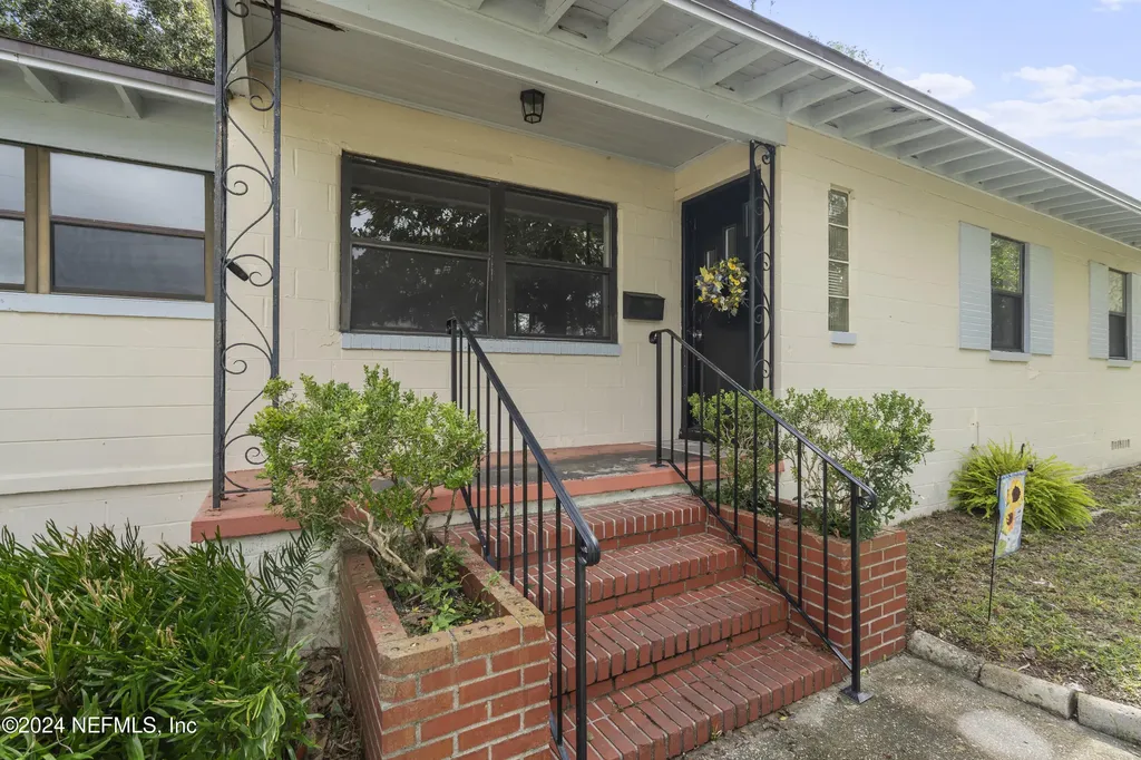 817 Wren Road Jacksonville FL 32216