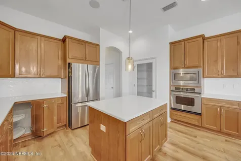 12427 Dewhurst Circle Jacksonville FL 32218