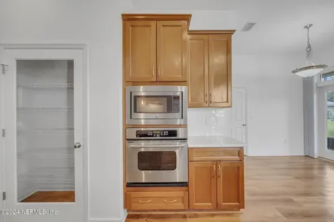 12427 Dewhurst Circle Jacksonville FL 32218