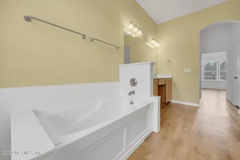 12427 Dewhurst Circle Jacksonville FL 32218