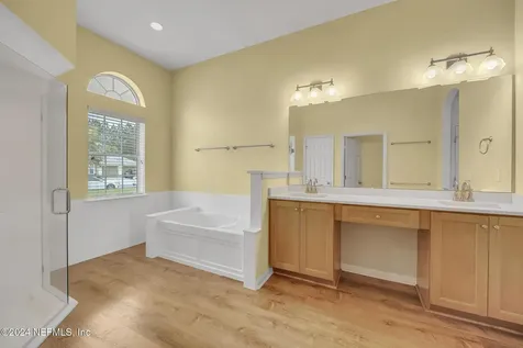 12427 Dewhurst Circle Jacksonville FL 32218