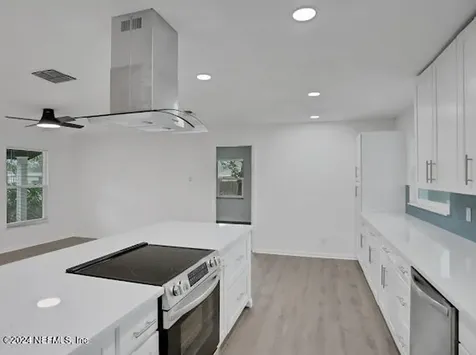 8245 Ireland Drive Jacksonville FL 32244