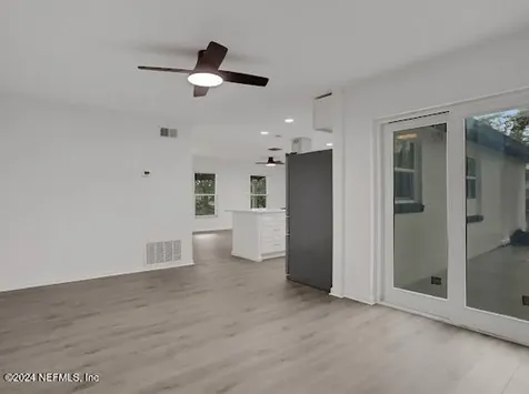 8245 Ireland Drive Jacksonville FL 32244