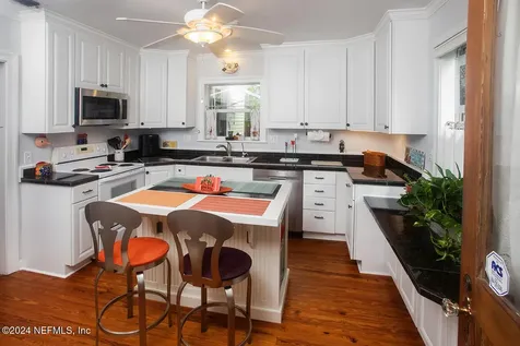 1117 Old Hickory Road Jacksonville FL 32207