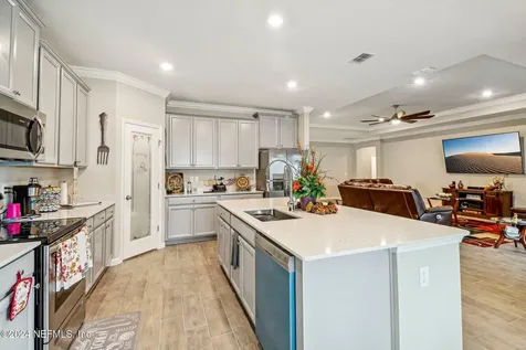 7558 Nasturtium Way Jacksonville FL 32219