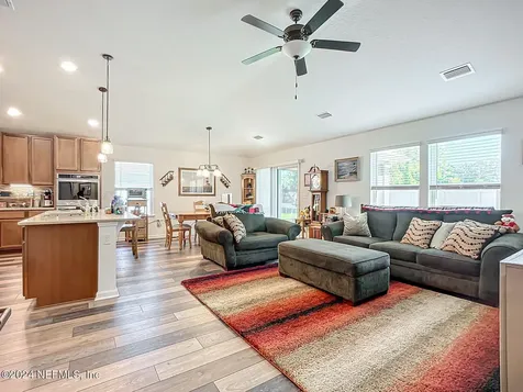 6541 Sandler Lakes Drive Jacksonville FL 32222