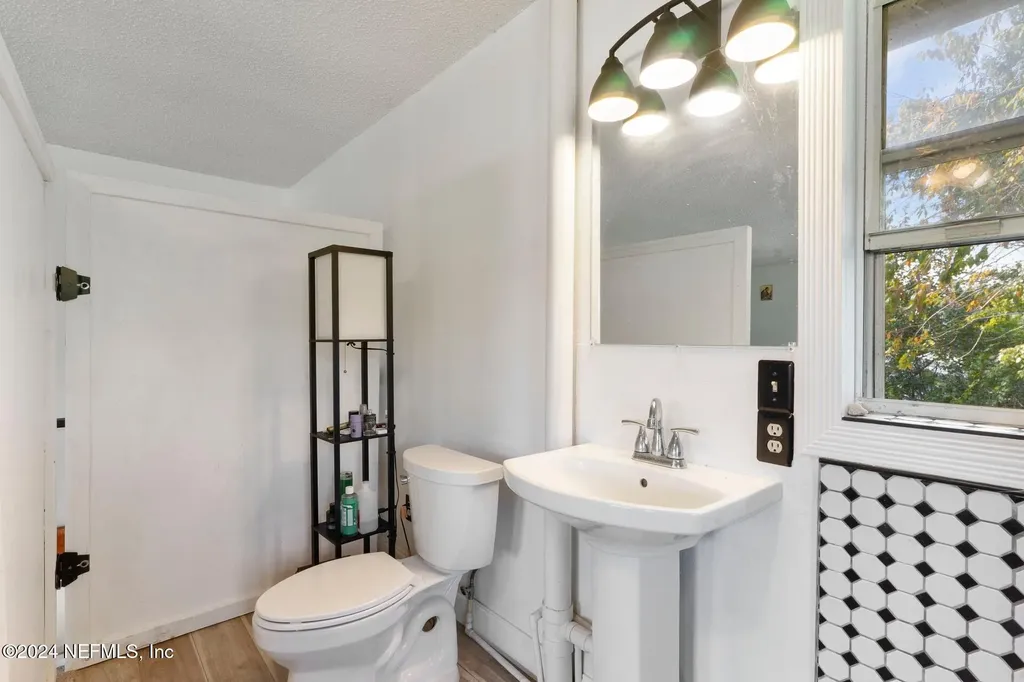 131 Kingfish Avenue Palatka FL 32177