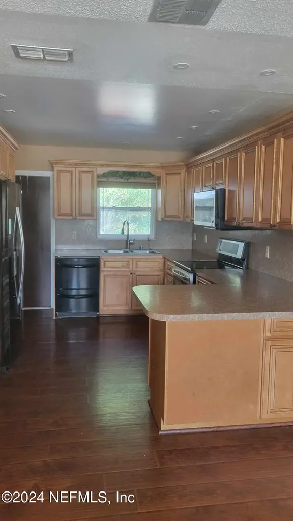 8394 Kipling Court Jacksonville FL 32244