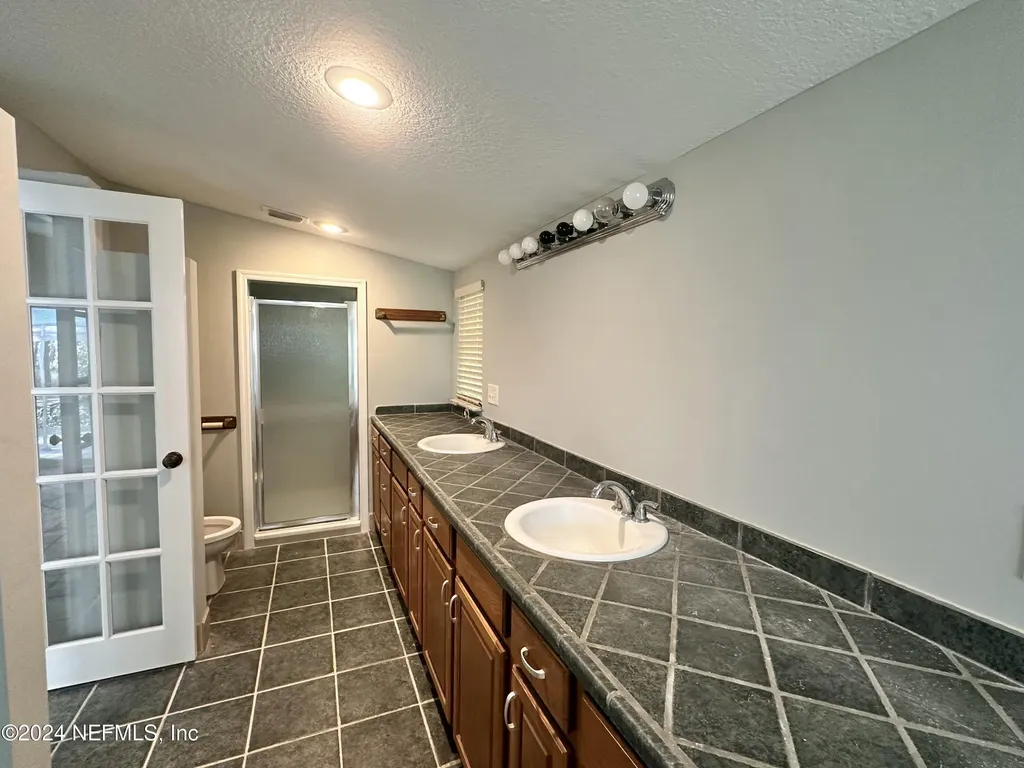 5287 Deer Island Road Green Cove Springs FL 32043