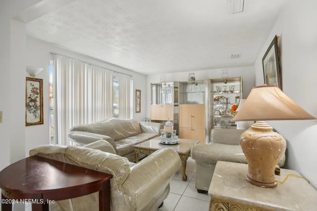 5816 Moncrief Road Jacksonville FL 32209