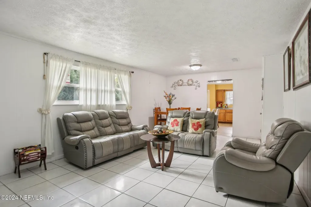 5816 Moncrief Road Jacksonville FL 32209