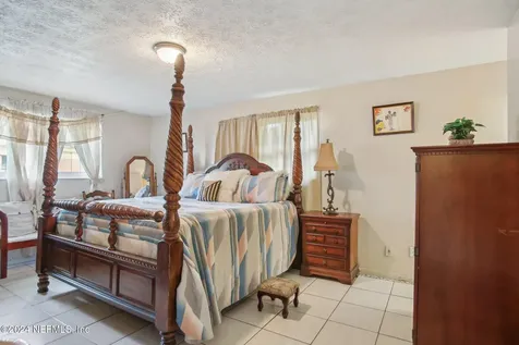5816 Moncrief Road Jacksonville FL 32209