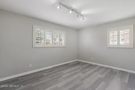 916 Grove Park Court Jacksonville FL 32216
