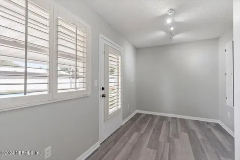 916 Grove Park Court Jacksonville FL 32216