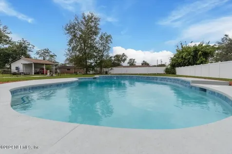 916 Grove Park Court Jacksonville FL 32216