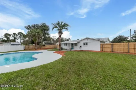 916 Grove Park Court Jacksonville FL 32216