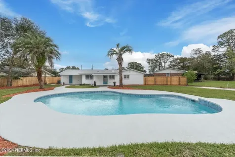 916 Grove Park Court Jacksonville FL 32216
