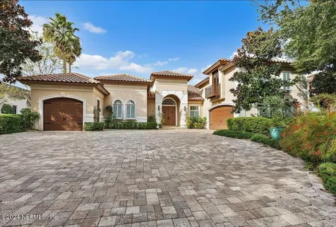 5250 Commissioners Drive Jacksonville FL 32224