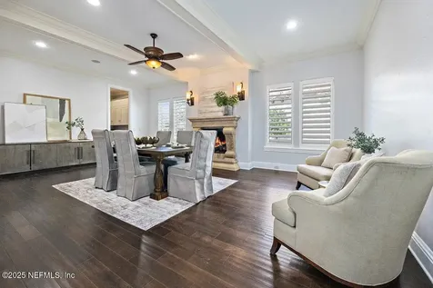 5250 Commissioners Drive Jacksonville FL 32224