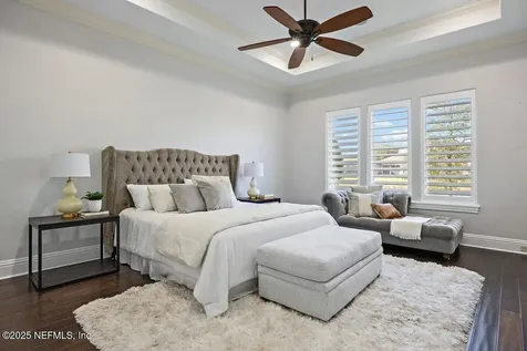 5250 Commissioners Drive Jacksonville FL 32224