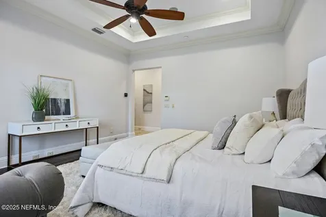 5250 Commissioners Drive Jacksonville FL 32224