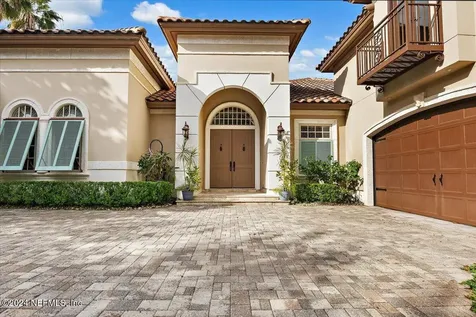 5250 Commissioners Drive Jacksonville FL 32224