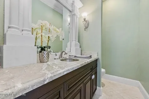 5250 Commissioners Drive Jacksonville FL 32224