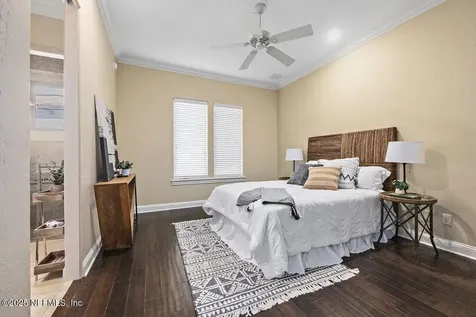 5250 Commissioners Drive Jacksonville FL 32224