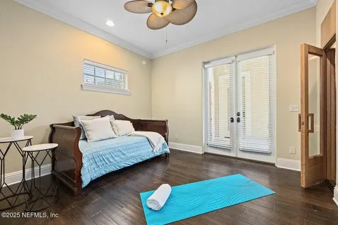 5250 Commissioners Drive Jacksonville FL 32224