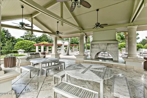 5250 Commissioners Drive Jacksonville FL 32224