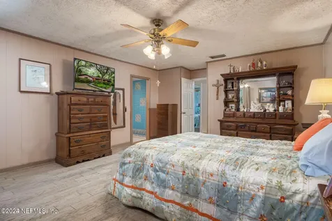 43111 Hilltop Lane Callahan FL 32011