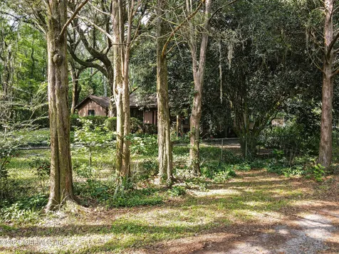 43111 Hilltop Lane Callahan FL 32011