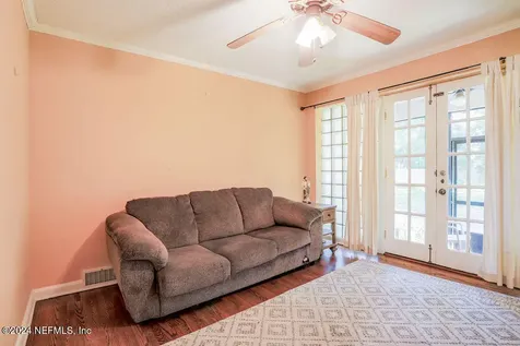 1121 Lakewood Road Jacksonville FL 32207