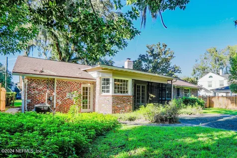 1121 Lakewood Road Jacksonville FL 32207