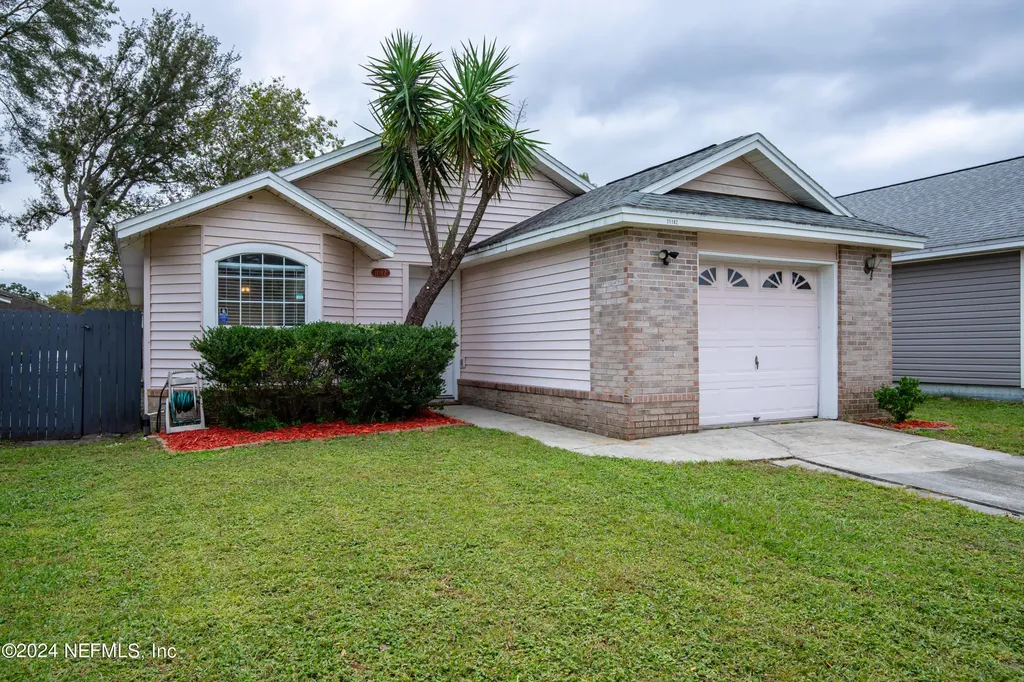 11182 Mikris Drive N Jacksonville FL 32225