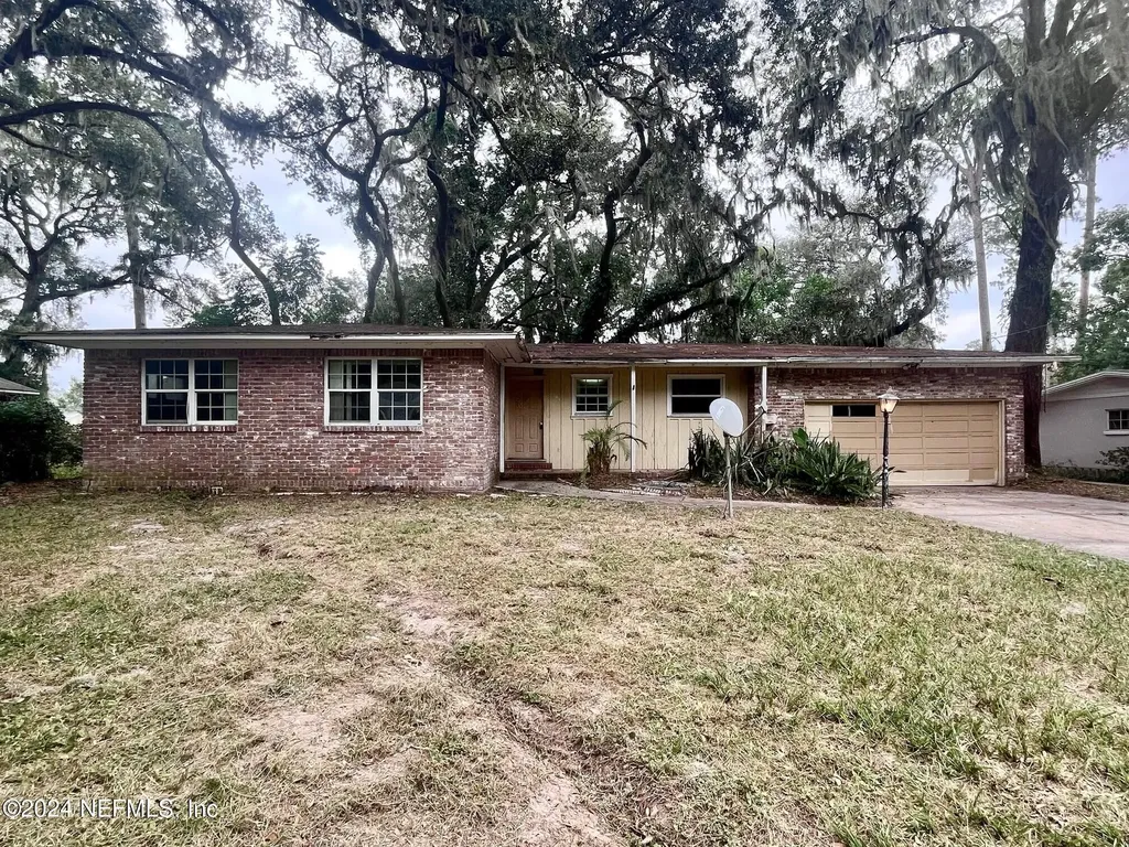 345 Tidewater Circle W Jacksonville FL 32211