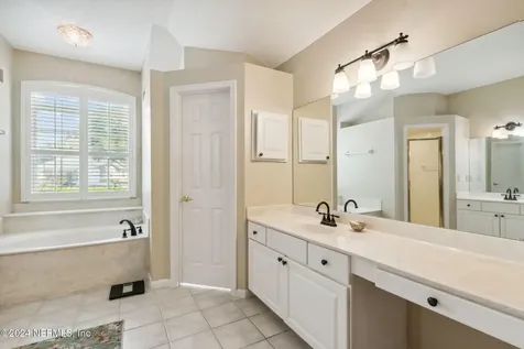 3658 Reedpond Drive N Jacksonville FL 32223