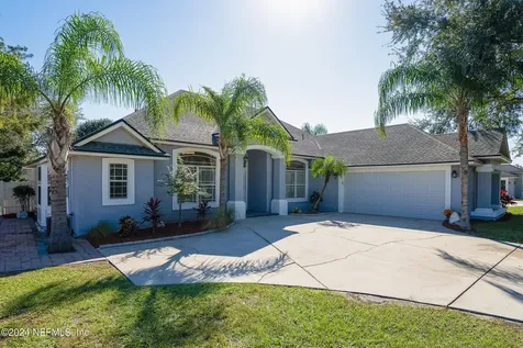 3784 Southbank Circle Green Cove Springs FL 32043
