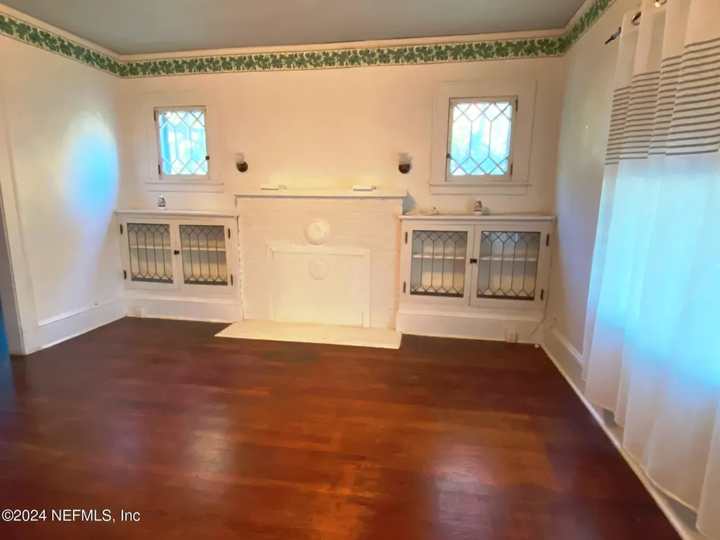 312 Oak Street Crescent City FL 32112