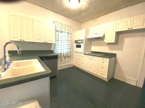 312 Oak Street Crescent City FL 32112