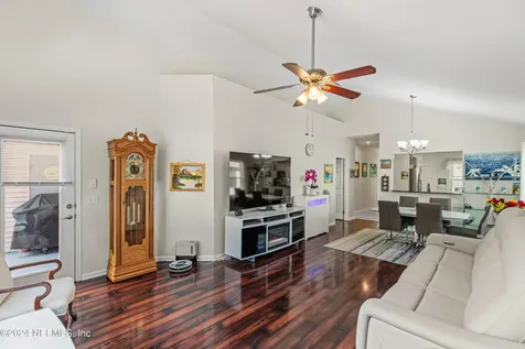 14395 Pelican Bay Court Jacksonville FL 32224