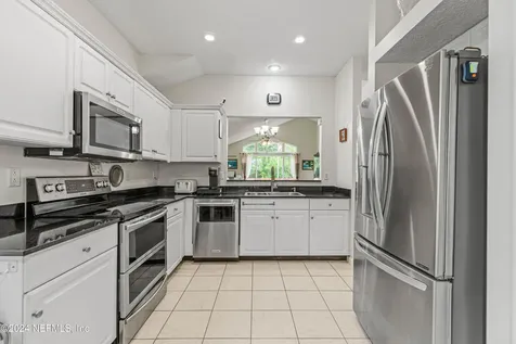 14395 Pelican Bay Court Jacksonville FL 32224
