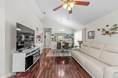 14395 Pelican Bay Court Jacksonville FL 32224