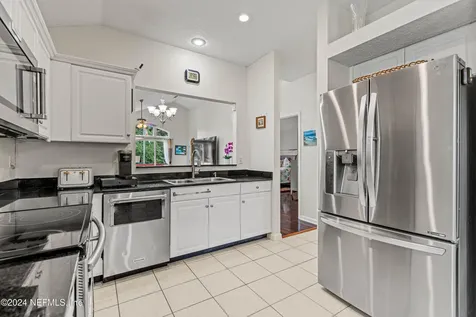 14395 Pelican Bay Court Jacksonville FL 32224
