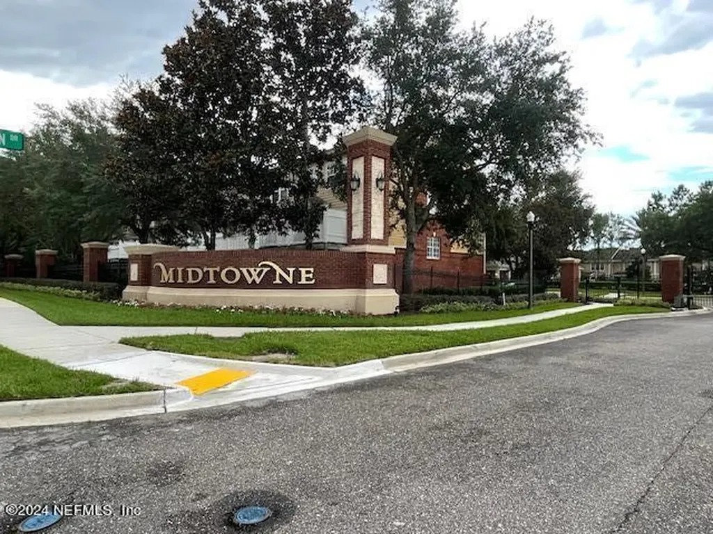 4276 Studio Park Avenue Jacksonville FL 32216