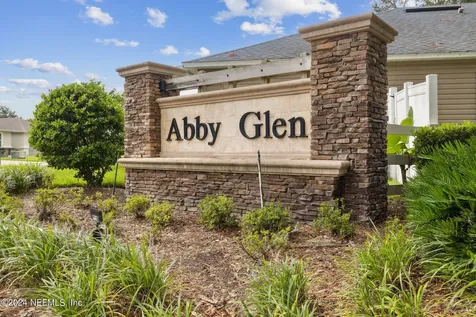 9519 Abby Glen Circle Jacksonville FL 32257