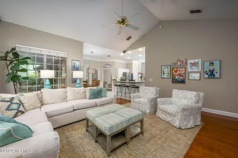 8620 Pebble Creek Lane Jacksonville FL 32256